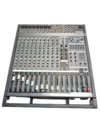 Yamaha EMX5000-12 12-Channel Powered Mixer with Effects - USED