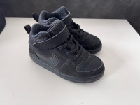 Nike shoe Toddler size 9