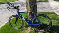 Cervelo P2C triathlon  bike, 54cm, zipp wheels, upgrade tri bars