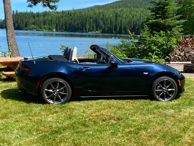 2021 MX5 Mazda convertable542978523016079363