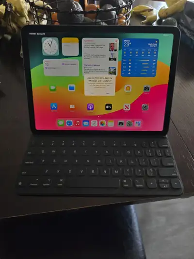 APPLE CASE KEYBOARD INCLUDED APPLE IPAD AIR 5TH GEN CELLULAR, View more