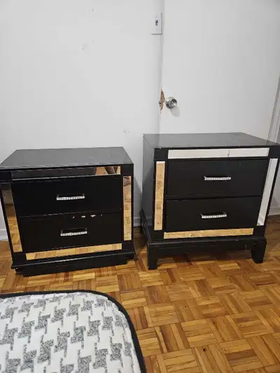 lit Queen ou deux places, View more