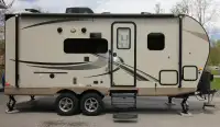 2018 Forest River Lite Weight Mini-Lite 2104S