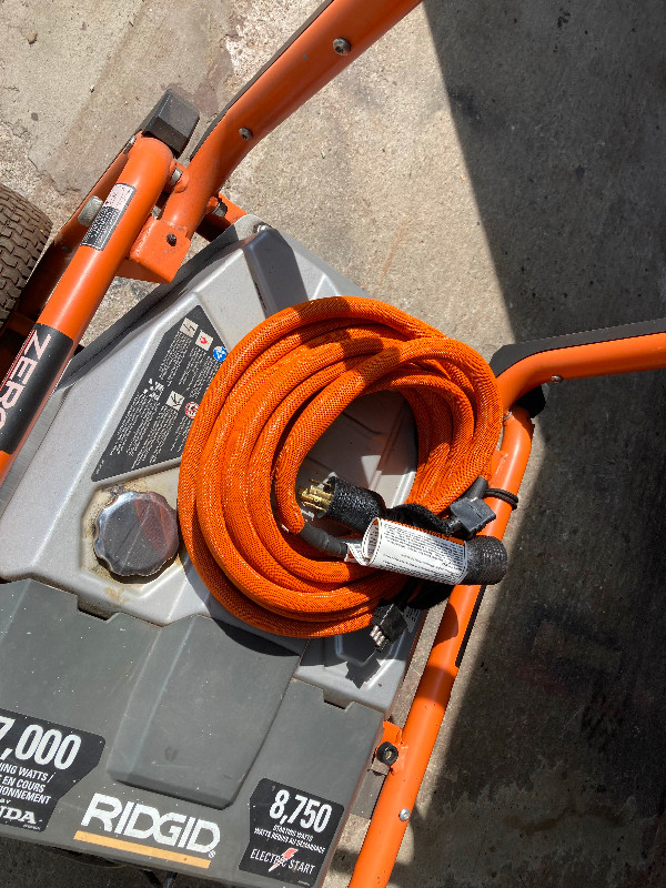 Portable generator in Power Tools in Leamington - Image 2