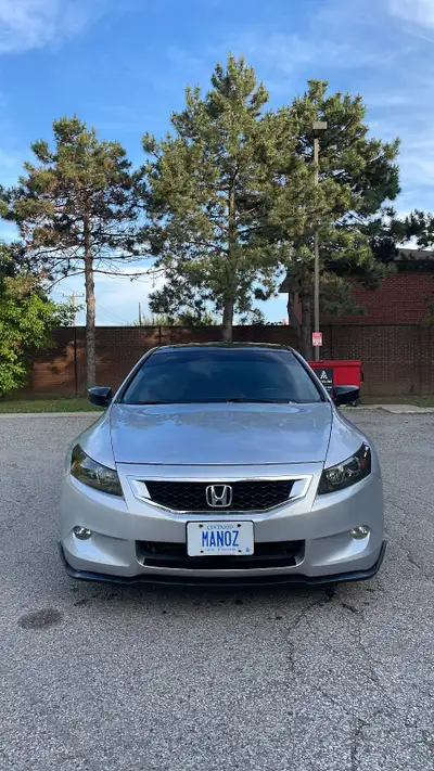 Second owner, low kilometres, female driven, fully loaded. Everything works on this car. Timing belt...