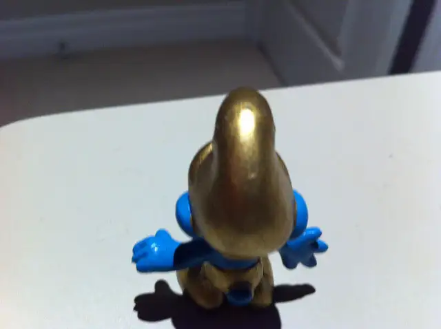 Smurfs - Vintage Gold Smurf in Arts & Collectibles in Ottawa - Image 7