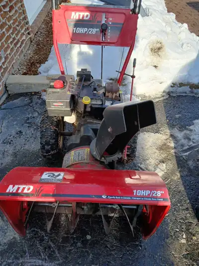 Souffleuse MTD Snowblower 28" 10HP, View more