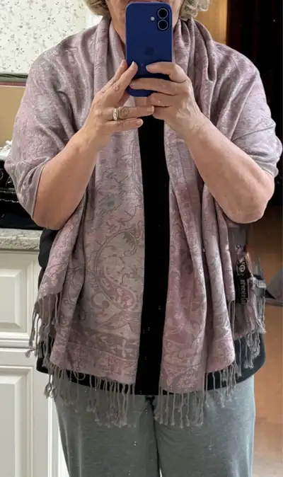 women’s shawl, View more