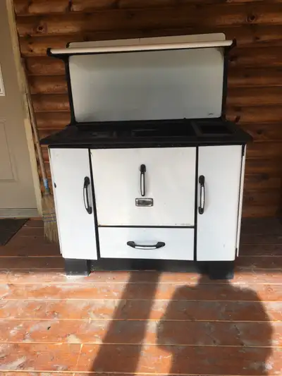 Wood cook stove in reasonabley good condition. Currently located between Rainy River and Emo north o...