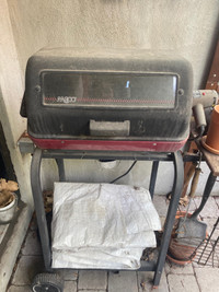 Free electric BBQ - pick up only!