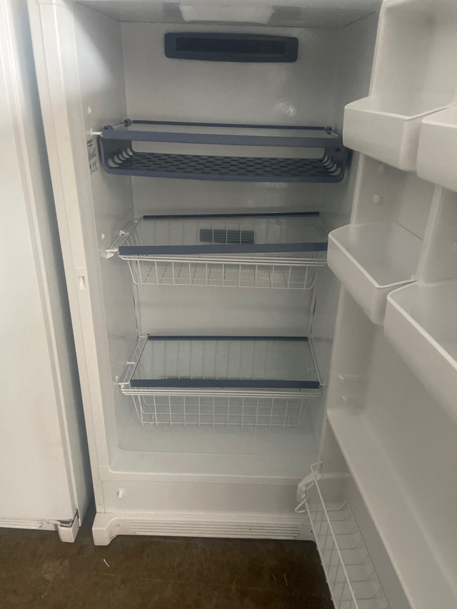 Freezer 17 and 15 cubic for sale  in Freezers in Oakville / Halton Region - Image 3
