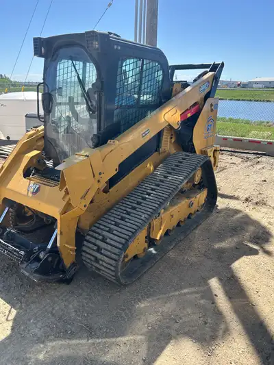 CAT 299D3XE Coompact Track Loader 2100 hours 2023