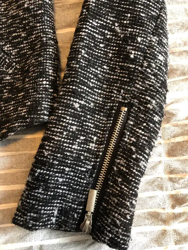 Women’s Jacket in Women's - Tops & Outerwear in Sudbury - Image 3