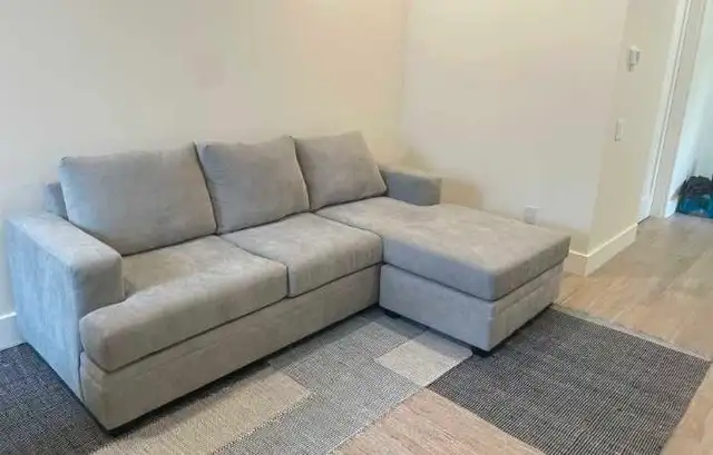 Grey Sectional Sofa | L-Shape | Chaise | Tufted  in Couches & Futons in City of Toronto - Image 2