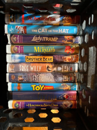 Kids VCR tapes/movies