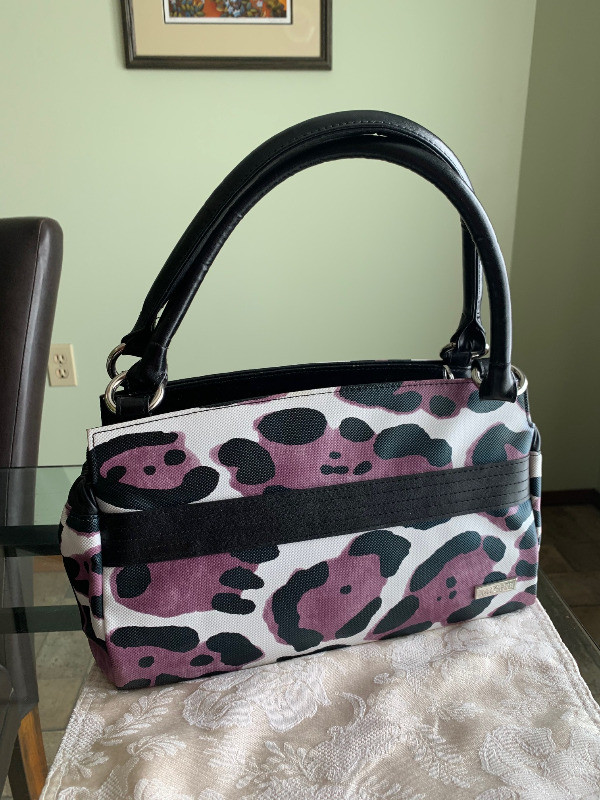 New Miche Classic Purse Cover NewPrice dans Femmes - Sacs et portefeuilles  à Red Deer