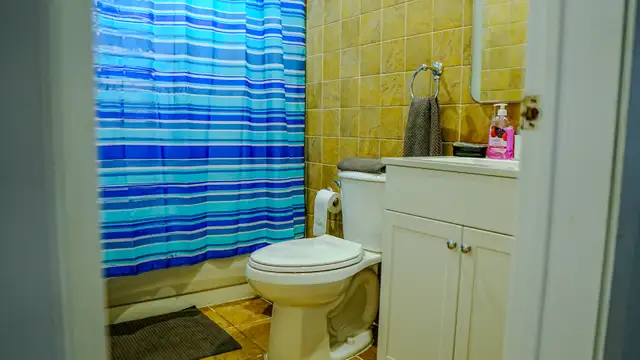 Room for rent in Room Rentals & Roommates in City of Montréal - Image 10