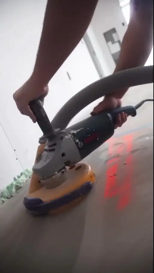 Self-Leveling/ Concrete Grinding in Construction & Trades in Hamilton - Image 10