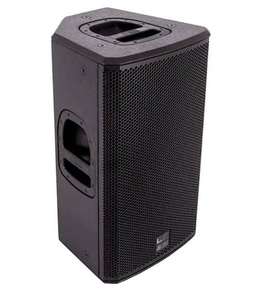 6 SELF POWERED SPEAKERS, 4 tops/2 subs in General Electronics in Delta/Surrey/Langley - Image 2