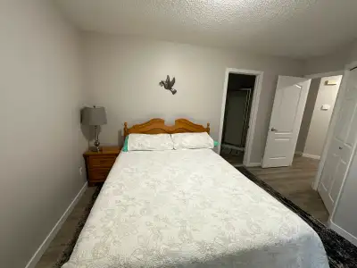For student- Room for rent.