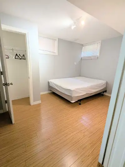 Bright Furnished Private Room for Rent – Utilities, WiFi & Laundry Included Looking for a clean, com...