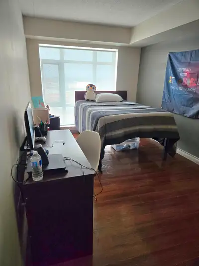 LEASE TAKEOVER (Male only unit) Immediately or Fall 2025 $995