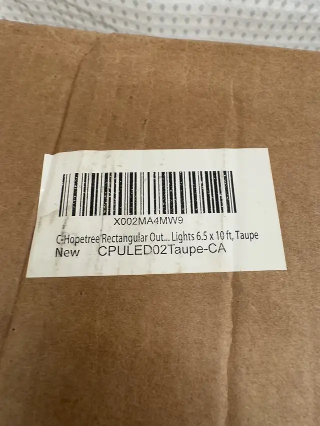 6.5 x 10 ft Patio Umbrella With LEDs  in Patio & Garden Furniture in Hamilton - Image 6