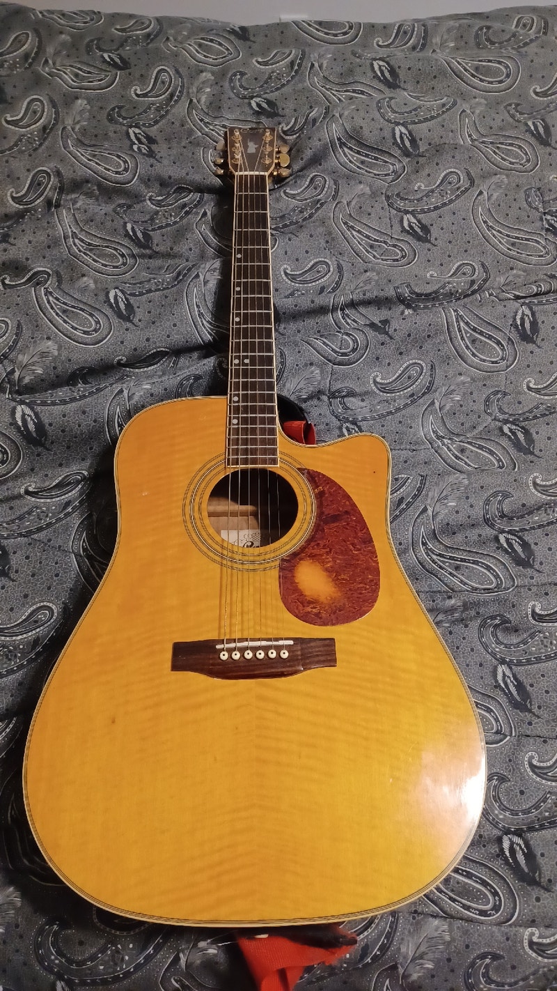 Acoustic guitars Guitars Oshawa / Durham Region Kijiji