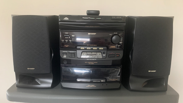 Sharp Mini Stereo System in General Electronics in Oakville / Halton Region - Image 2