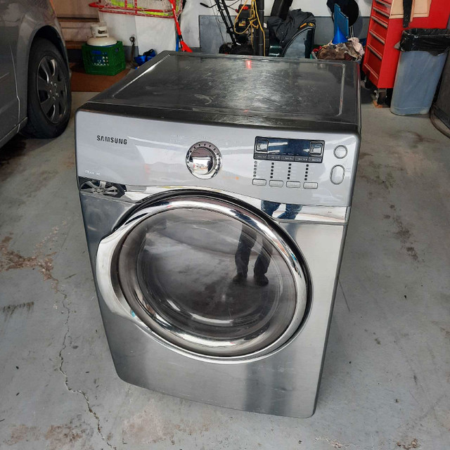 Dryer Clothes in Washers & Dryers in Kitchener / Waterloo