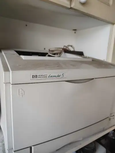 Hewlett Packard LaserJet 5 printer, View more