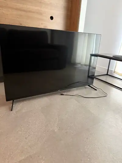 ROKU TV 55", View more
