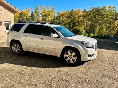 2014 Acadia Denali full load, original owner kept in heated garage 365 days a year since date of pur...
