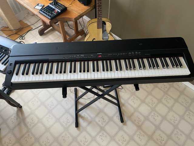 Yamaha P-155 Digital Piano 88 Fully Weighted Keys w/Piano Stand in Pianos & Keyboards in Winnipeg - Image 2