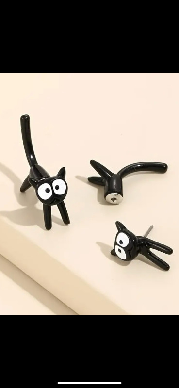 Price reduced to $15 Cute Black Cat Front and Back Earrings. in Accessories in Victoria - Image 2