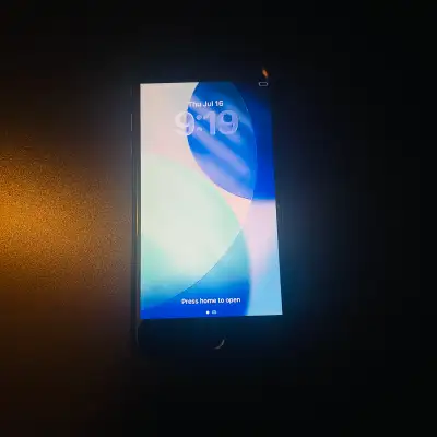 iPhone SE 2020 - 64GB , View more
