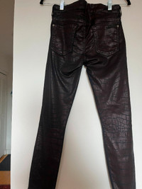 7 MANKIND - WAXED EMBOSSED JEANS - BURGUNDAY/NAVY - ALMOST NEW