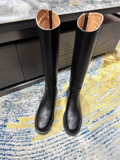 Brand New Genuine Leather Knee-High Boots – Designer Inspired (S, View more