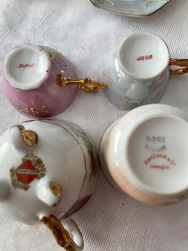 Paragon Shafford, Rosina Cups and Saucers $5-$1562854393787011124