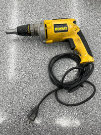 Dewalt DW272 VSR Screwgun