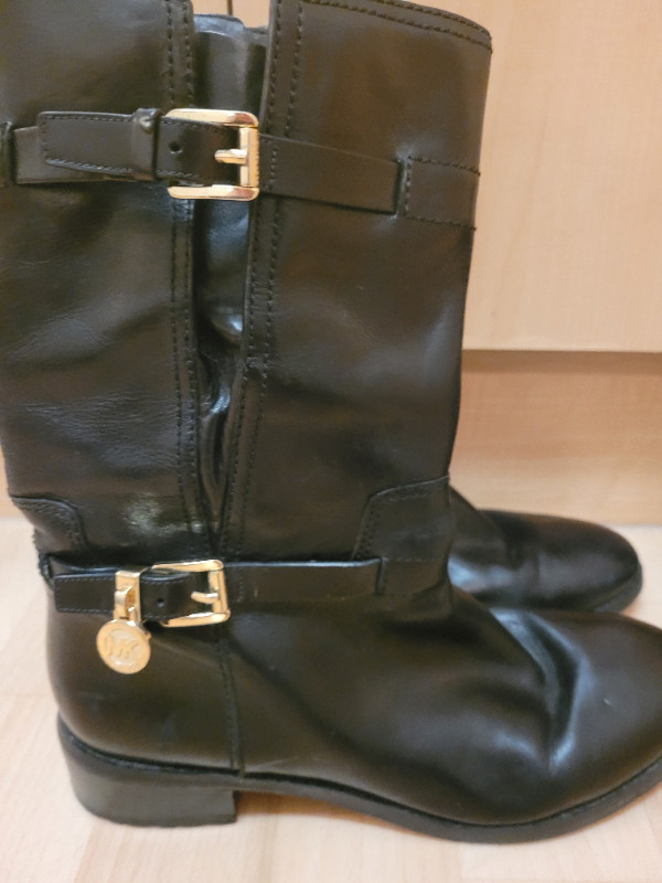 Michael Kors boots in Women's - Shoes in Strathcona County - Image 3