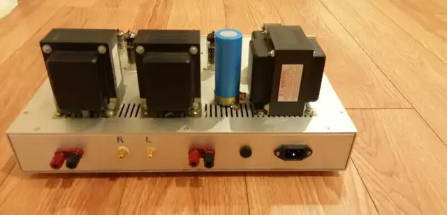EL84x4 Stereo Power Push-Pull Tube Amplifier .Max.17W/Channel in General Electronics in Markham / York Region - Image 4