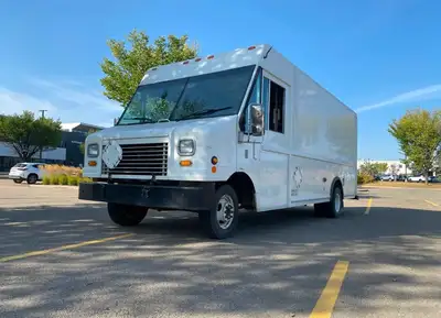 2018 FORD E450 step van chassis v8 (159K) one owner active mint $24500 AMAZING CONDITION LO/K 2018 F...