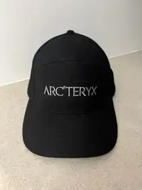 Arc’teryx hat