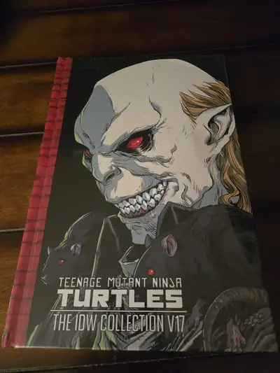 Teenage Mutant Ninja Turtles IDW Collection 17, View more