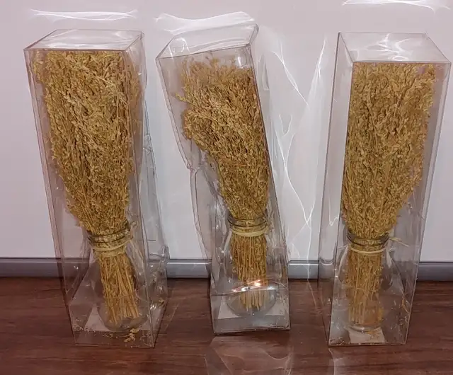 Various decorations for Christmas64407492610561122