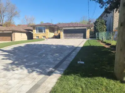 Furnished Private Room for One Female - Thornhill