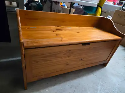Banc avec rangement en bois, View more