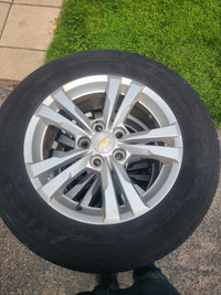 P235/60R17 from 2011 Chevrolet equinox with rims 