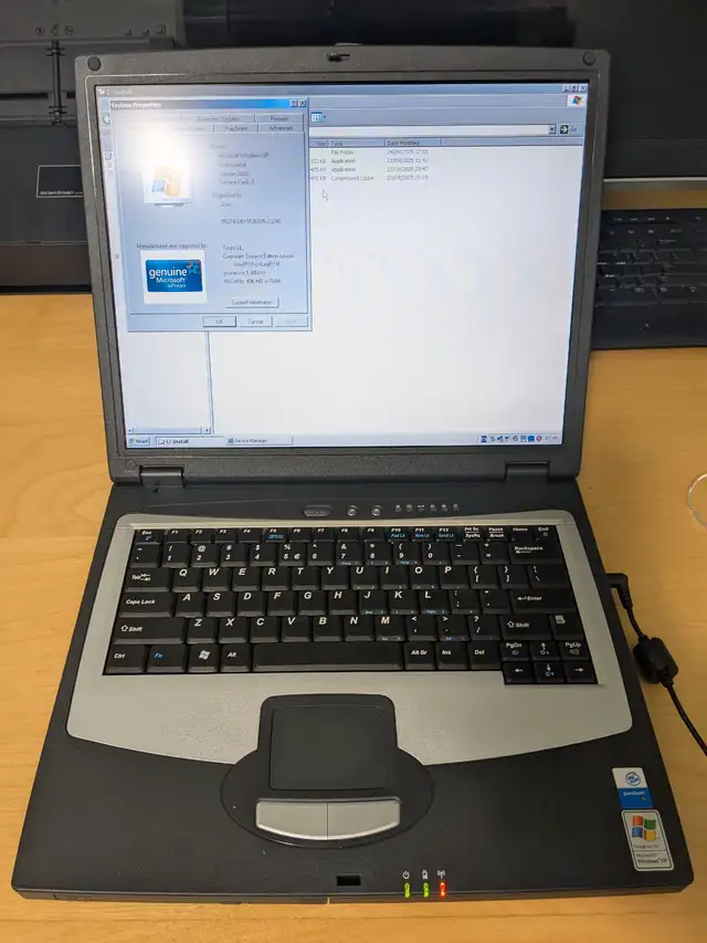 Laptop WinXP,Pentium M 1.8GHz,40GB HDD,DVD,WIFI,495Mb RAM,LPT63838168993537120